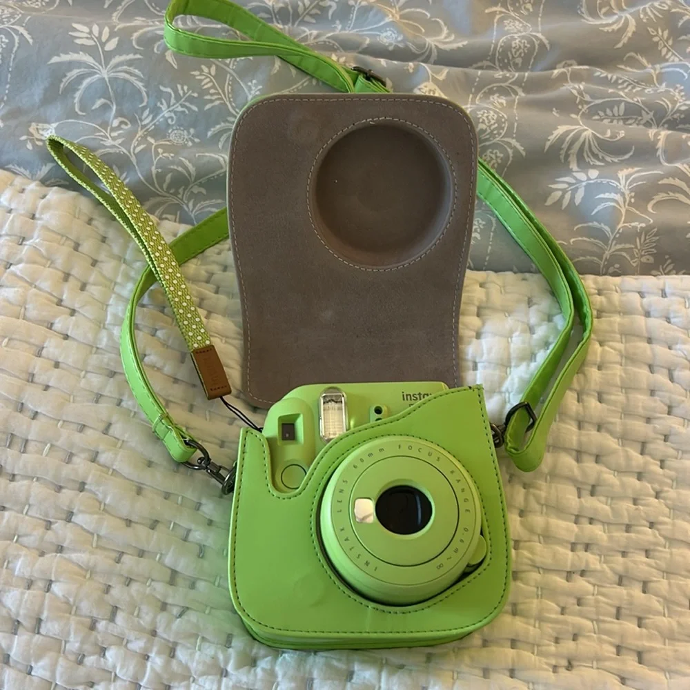 lightly used camera, filled my home with lots of joyful memories